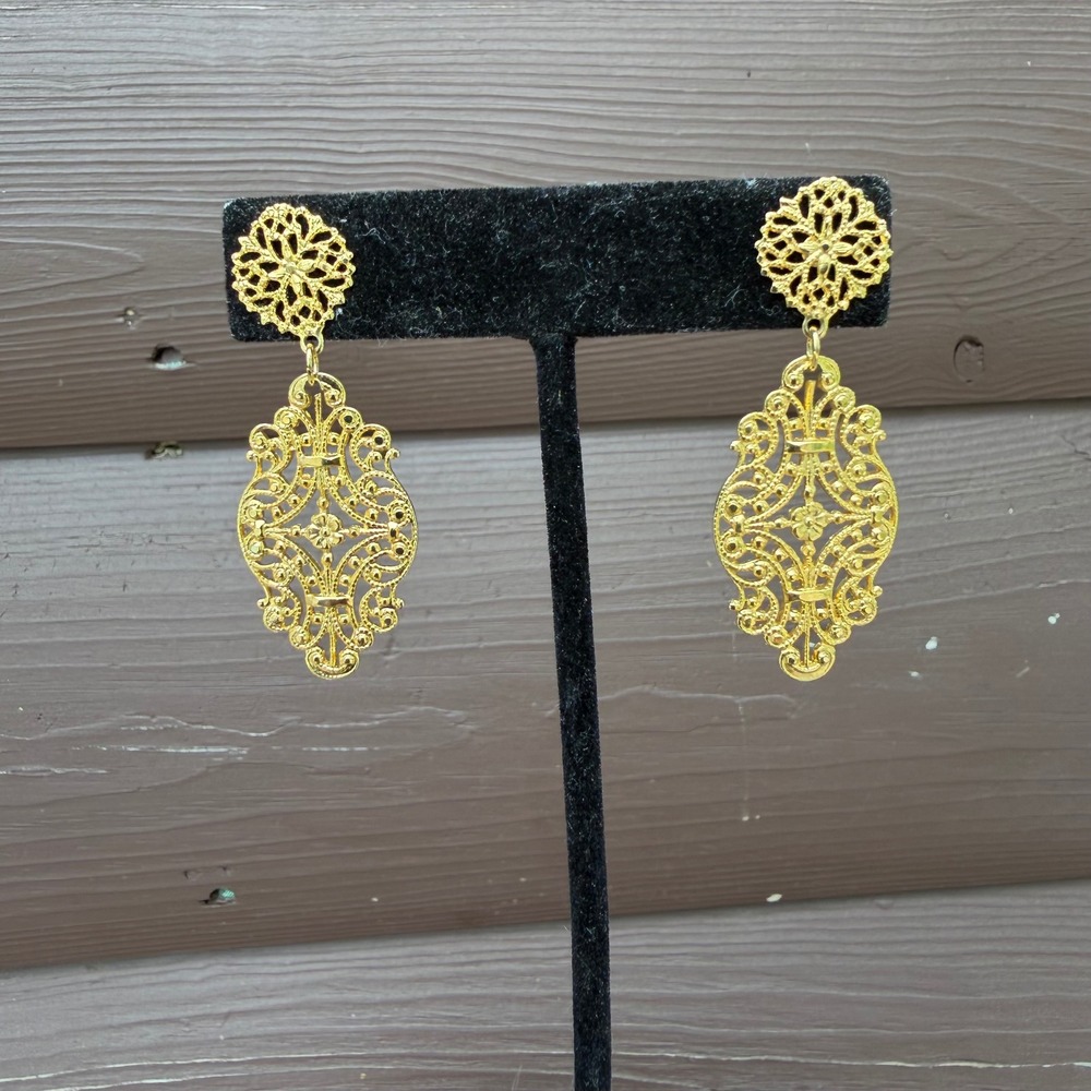 Gold Tone Filigree Chandelier Ornate Drop Earrings Victorian Revival ‎ Boho